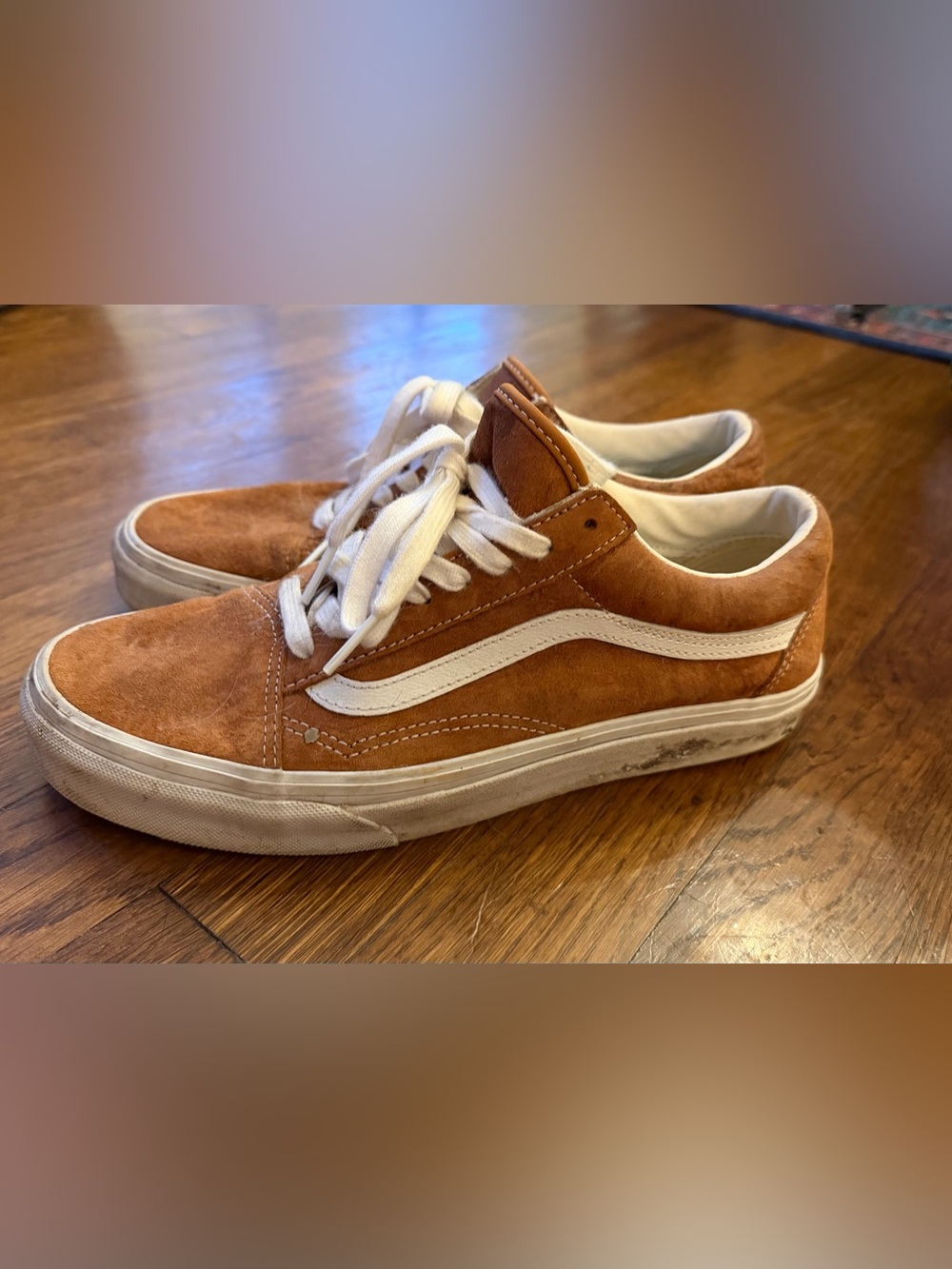 Vans Suede Low-Top Sneakers in Rust/burnt Orange